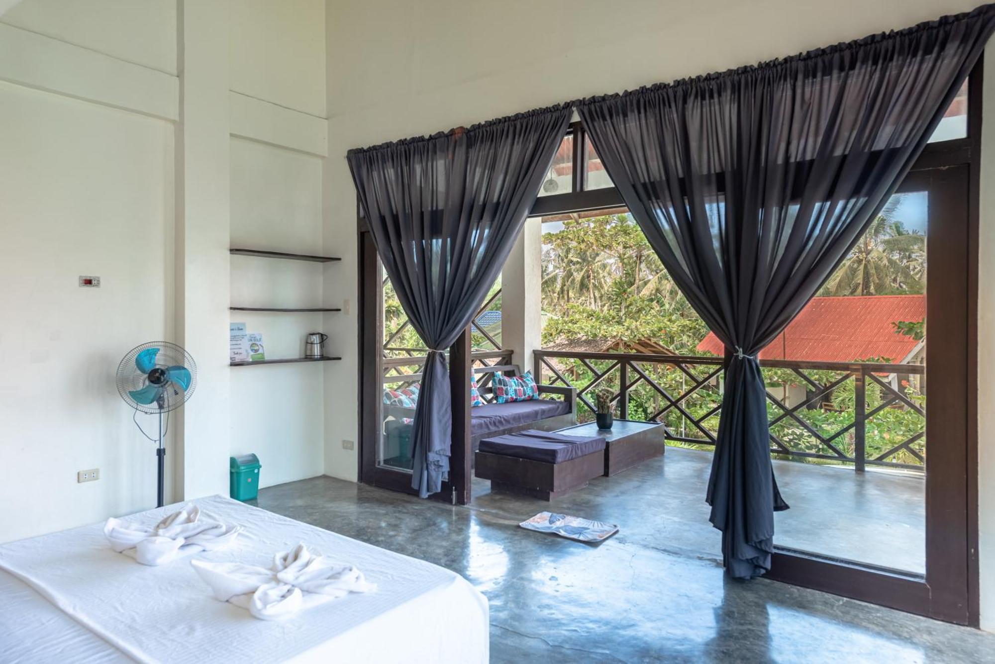 Ohana Resort Siargao Генерал-Луна Экстерьер фото